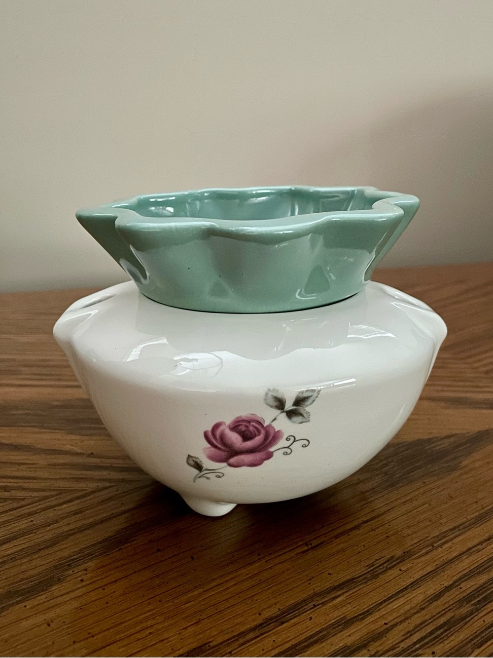 African Violet Self Watering Pot with Mint Green Rim and Pink Rose